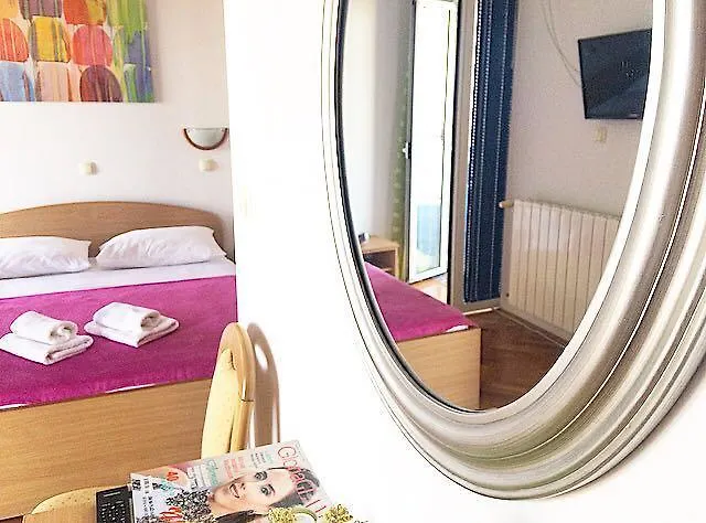 Guest House Mamut Kaštela 0*,  Κροατία